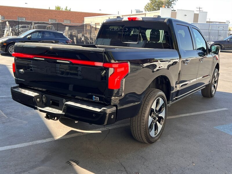 Used 2023 Ford F150 Lightning Platinum AWD/4WD image 9
