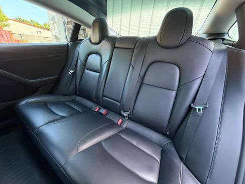 Used 2023 Tesla Model 3 Standard Range RWD image 17
