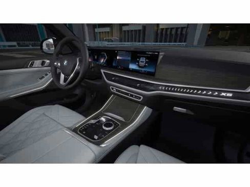 Used 2026 BMW X5 xDrive40i AWD/4WD image 14