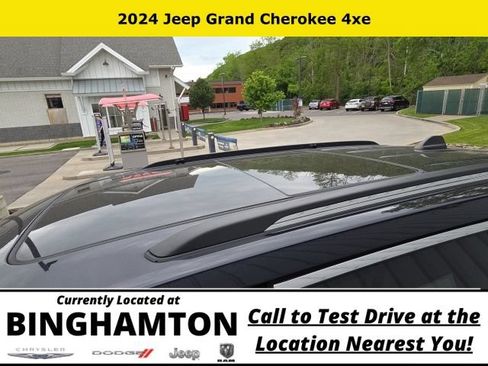 Used 2024 Jeep Grand Cherokee Limited 4xe AWD/4WD image 13