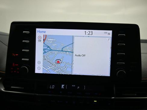 Used 2021 Toyota Sienna XSE FWD image 16