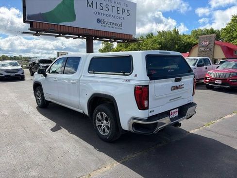 Used 2022 GMC Sierra 1500 SLE w/ X31 Off-Road Package AWD/4WD image 6