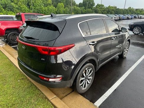Used 2017 Kia Sportage EX w/ EX Premium Package AWD/4WD image 6