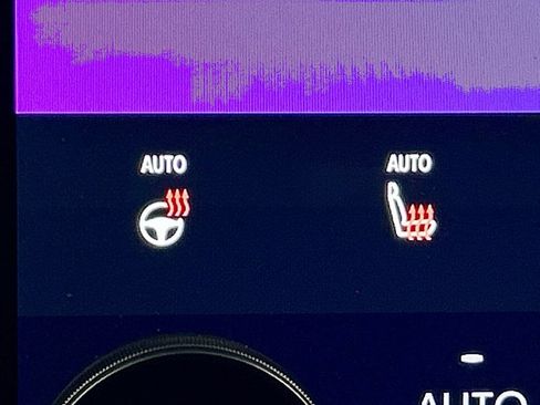 New 2026 Toyota C-HR AWD/4WD image 17