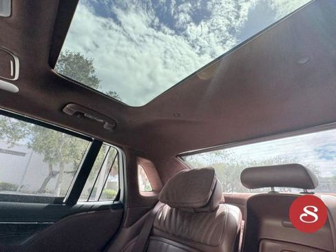 Used 2025 Genesis G90 3.5T image 17