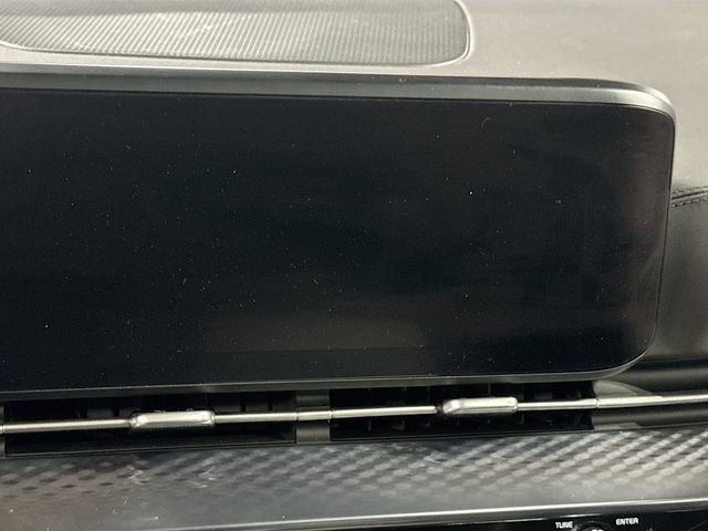 Used 2024 Kia Carnival SX Prestige FWD image 19