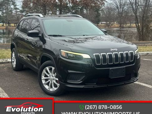 Used 2020 Jeep Cherokee Latitude image 1