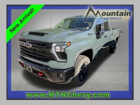 Used 2026 Chevrolet Silverado 2500 LTZ w/ LTZ Plus Package AWD/4WD image 1