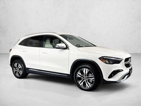 Used 2026 Mercedes-Benz GLA 250 image 3