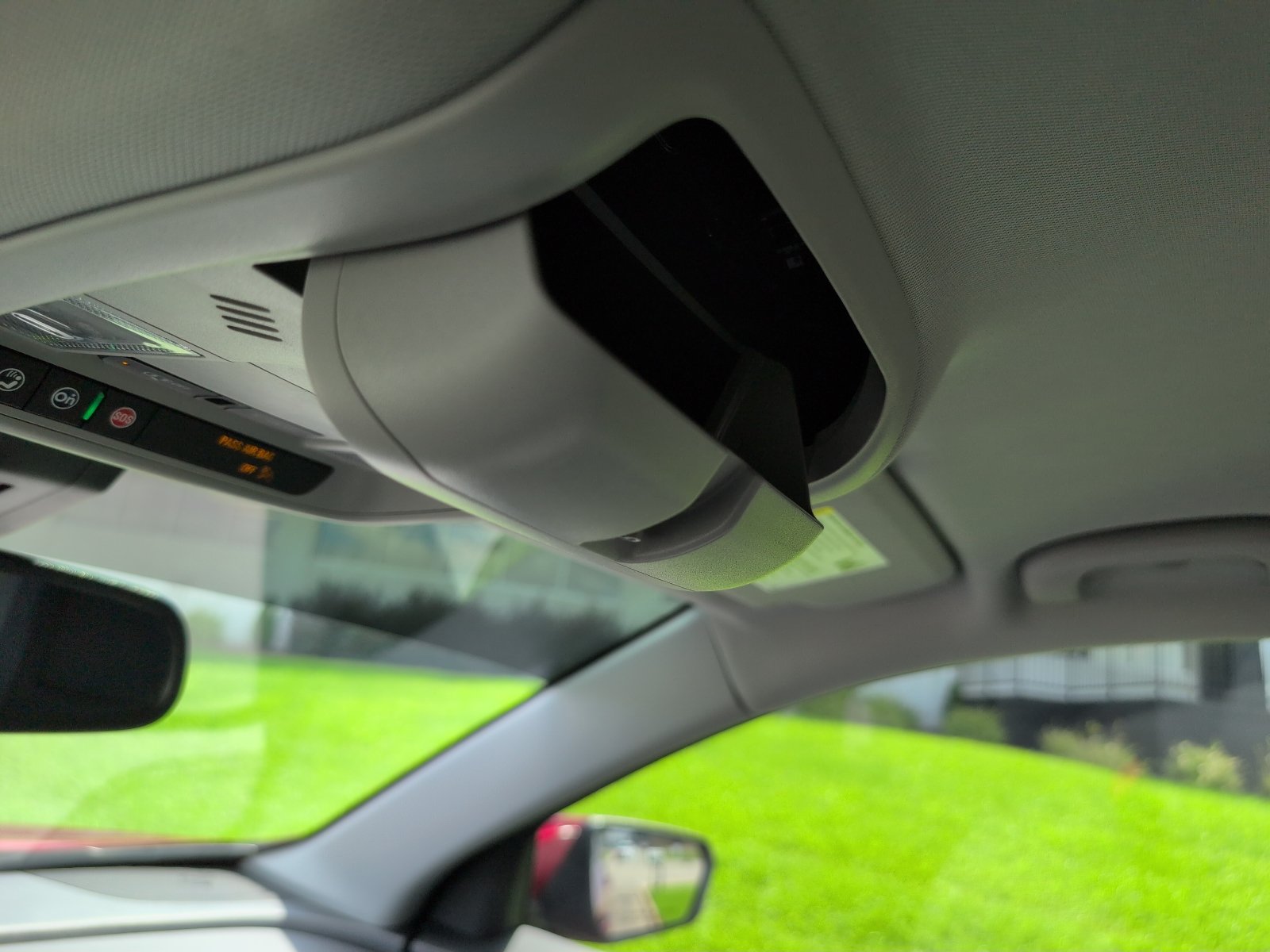 Used 2024 GMC Terrain SLE w/ Driver Convenience Package FWD image 39