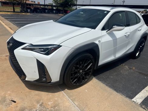 Used 2019 Lexus UX 200 F Sport w/ F Sport Premium Package FWD image 1