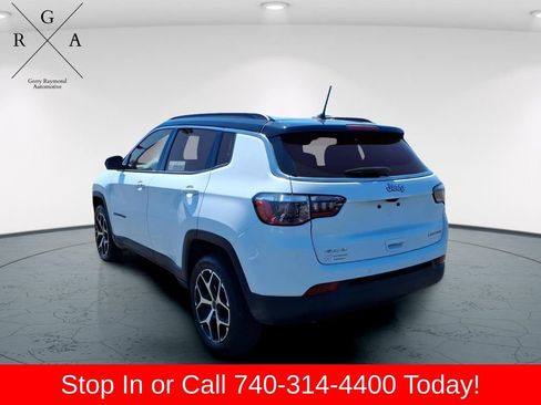 Used 2026 Jeep Compass Limited AWD/4WD image 5