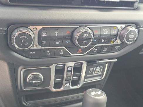 New 2025 Jeep Wrangler Sahara image 11