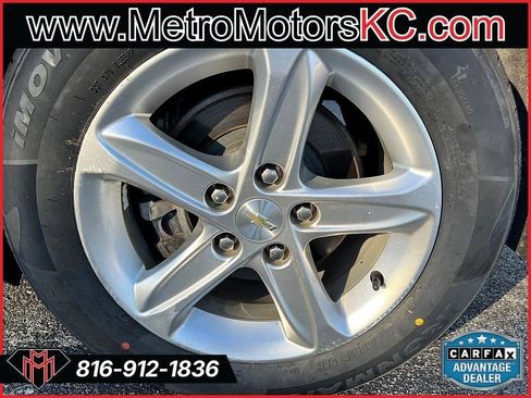 Used 2021 Chevrolet Malibu LS FWD image 11
