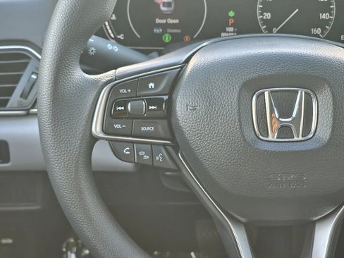 Used 2019 Honda Accord LX image 22