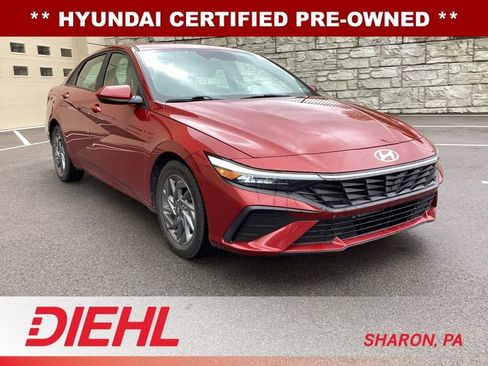 Used 2024 Hyundai Elantra SEL FWD image 1