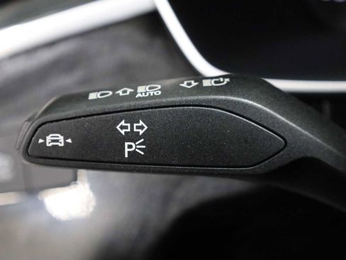 Used 2023 Audi Q3 2.0T Premium image 29