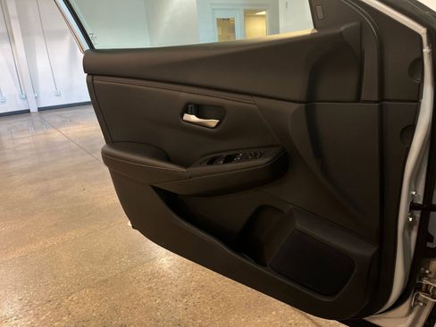 Used 2024 Nissan Sentra SV image 20