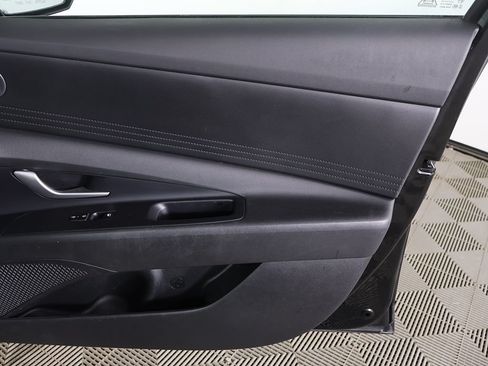 Used 2024 Hyundai Elantra SEL FWD image 20