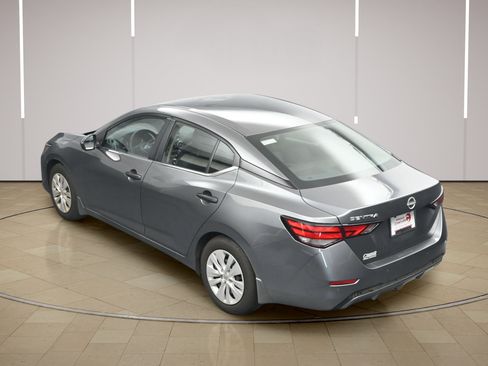 Used 2025 Nissan Sentra S FWD image 33