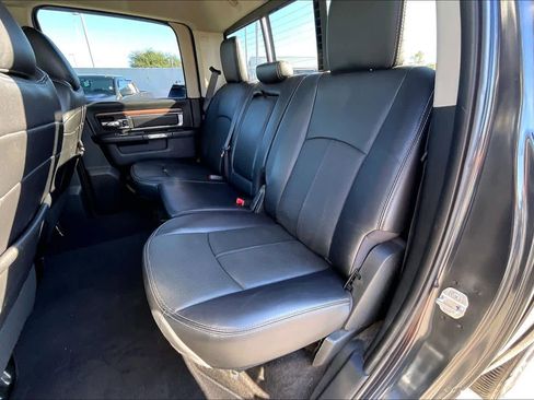 Used 2018 RAM 1500 Laramie w/ Convenience Group image 16
