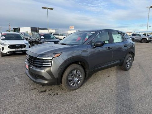 New 2026 Nissan Kicks S image 3