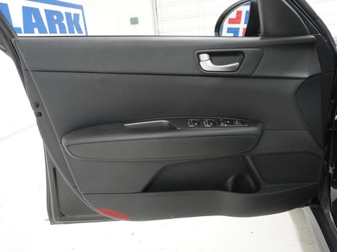 Used 2020 Kia Optima S image 10