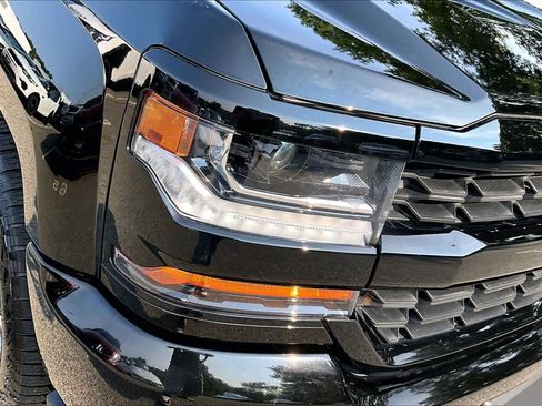 Used 2018 Chevrolet Silverado 1500 Custom w/ Trailering Package AWD/4WD image 26