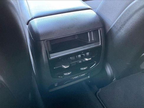 Certified 2025 Jeep Grand Cherokee Laredo X w/ Luxury Tech Group I AWD/4WD image 34