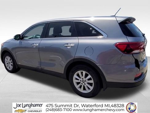Used 2020 Kia Sorento LX AWD/4WD image 6