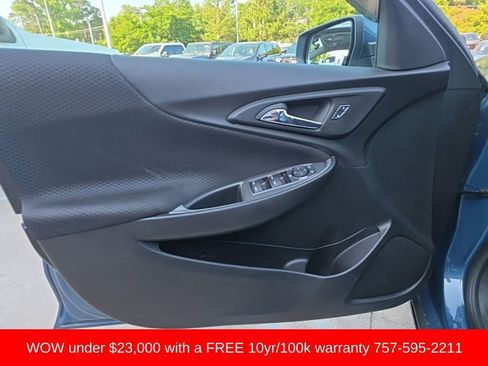 Used 2025 Chevrolet Malibu RS FWD image 10