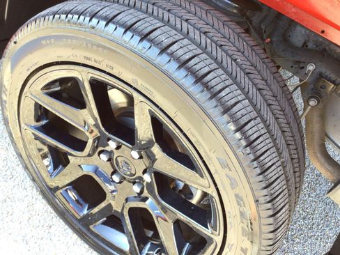 Used 2021 RAM 1500 Laramie AWD/4WD image 13
