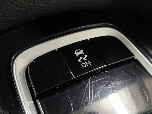 Certified 2024 Toyota Corolla LE image 31