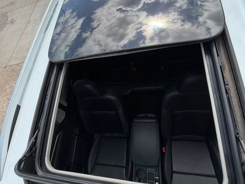 Used 2019 Volkswagen Atlas SE FWD image 25