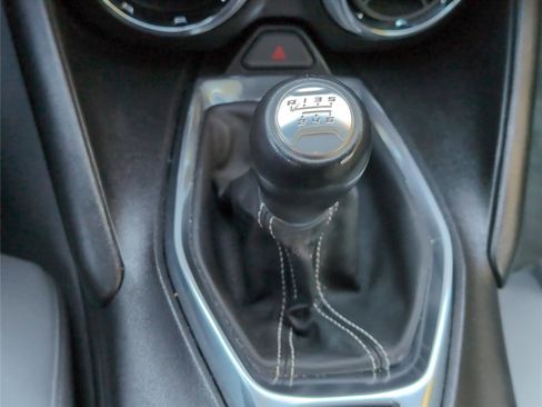 Used 2016 Chevrolet Camaro LT image 17