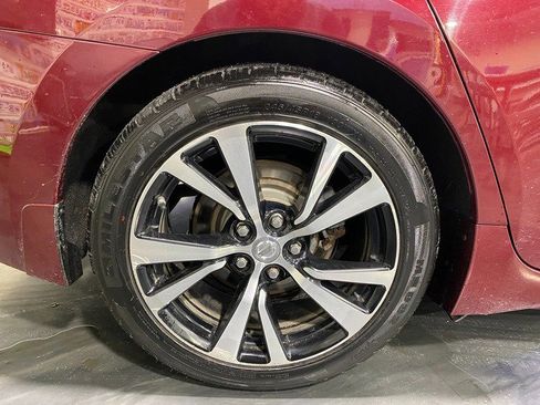 Used 2018 Nissan Maxima 3.5 SL image 10