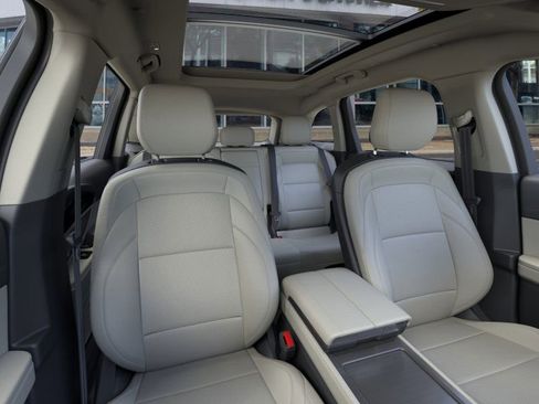 New 2026 Lincoln Nautilus Premier w/ Equipment Group 102A image 10