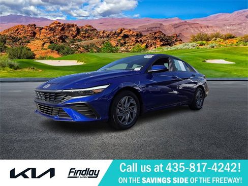 Used 2024 Hyundai Elantra SEL image 1