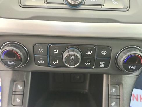 Used 2019 GMC Acadia SLE w/ Driver Alert Package I FWD image 17