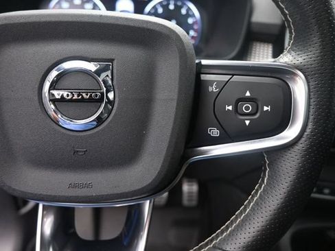 Used 2021 Volvo XC40 T4 R-Design w/ Protection Package Premier FWD image 14