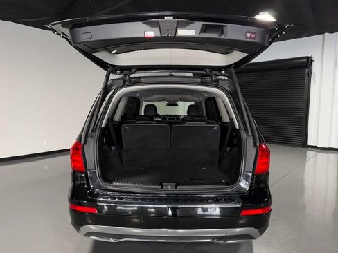 Used 2016 Mercedes-Benz GL 450 4MATIC w/ Premium I Package image 13