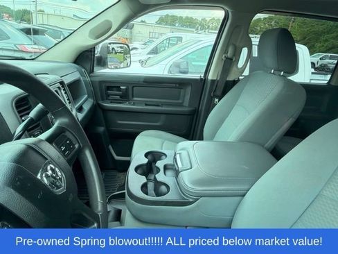 Used 2018 RAM 3500 Tradesman w/ Chrome Appearance Group AWD/4WD image 19