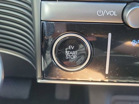 New 2026 Hyundai Ioniq 5 SEL image 9