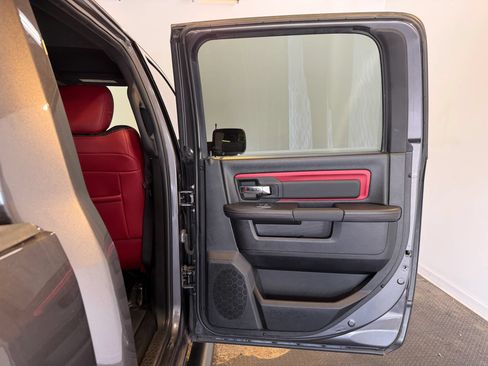 Used 2016 RAM 1500 Rebel w/ Luxury Group AWD/4WD image 32