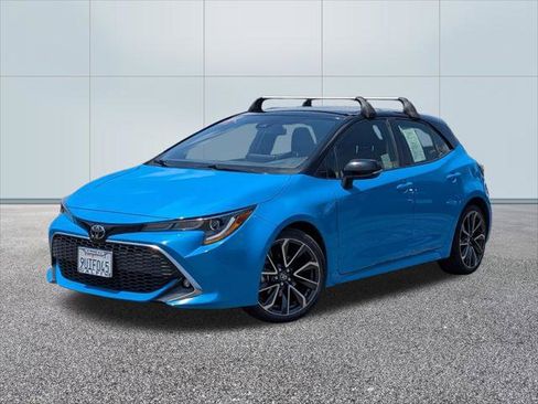 Used 2020 Toyota Corolla XSE FWD image 1