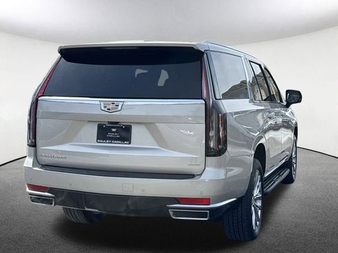 Certified 2023 Cadillac Escalade ESV Premium Luxury image 21