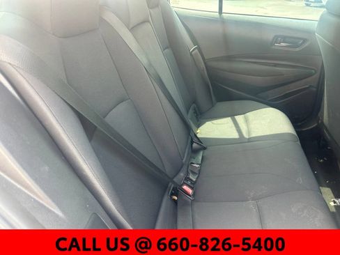 Used 2022 Toyota Corolla LE FWD image 6