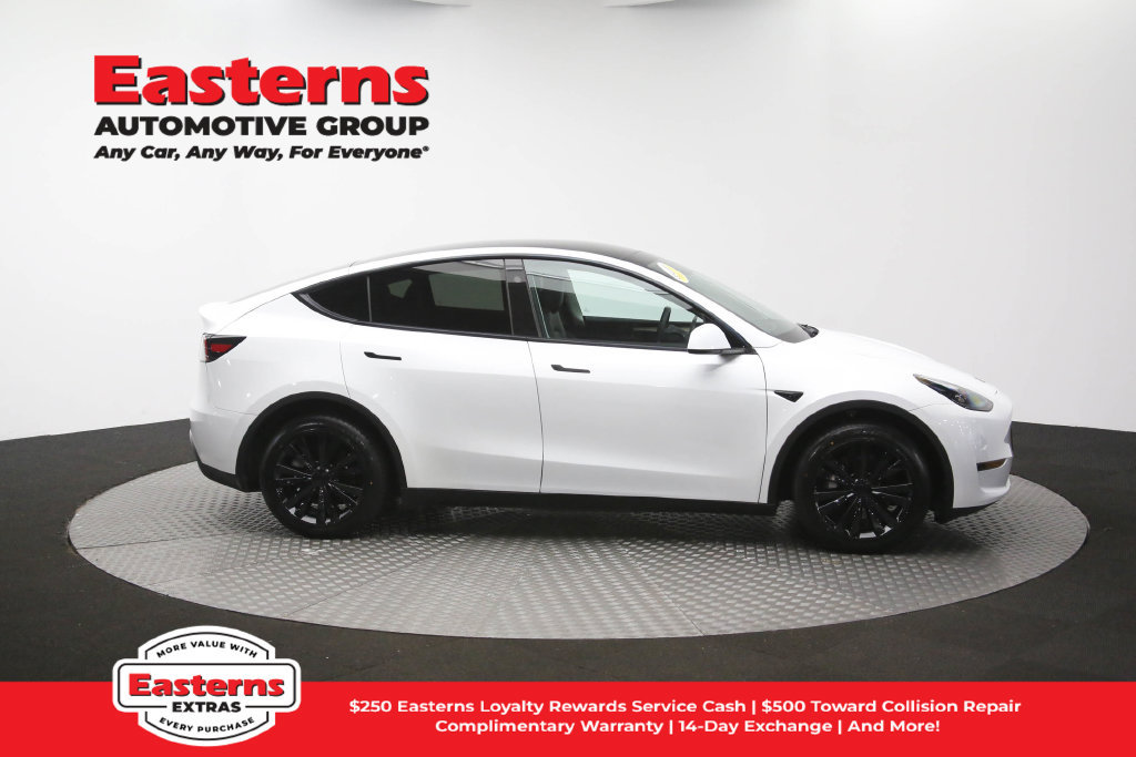 Used 2023 Tesla Model Y Long Range AWD/4WD image 41