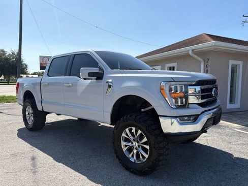 Used 2022 Ford F150 Lariat w/ Trailer Tow Package AWD/4WD image 3