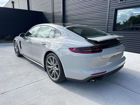 Certified 2018 Porsche Panamera 4 AWD/4WD image 3